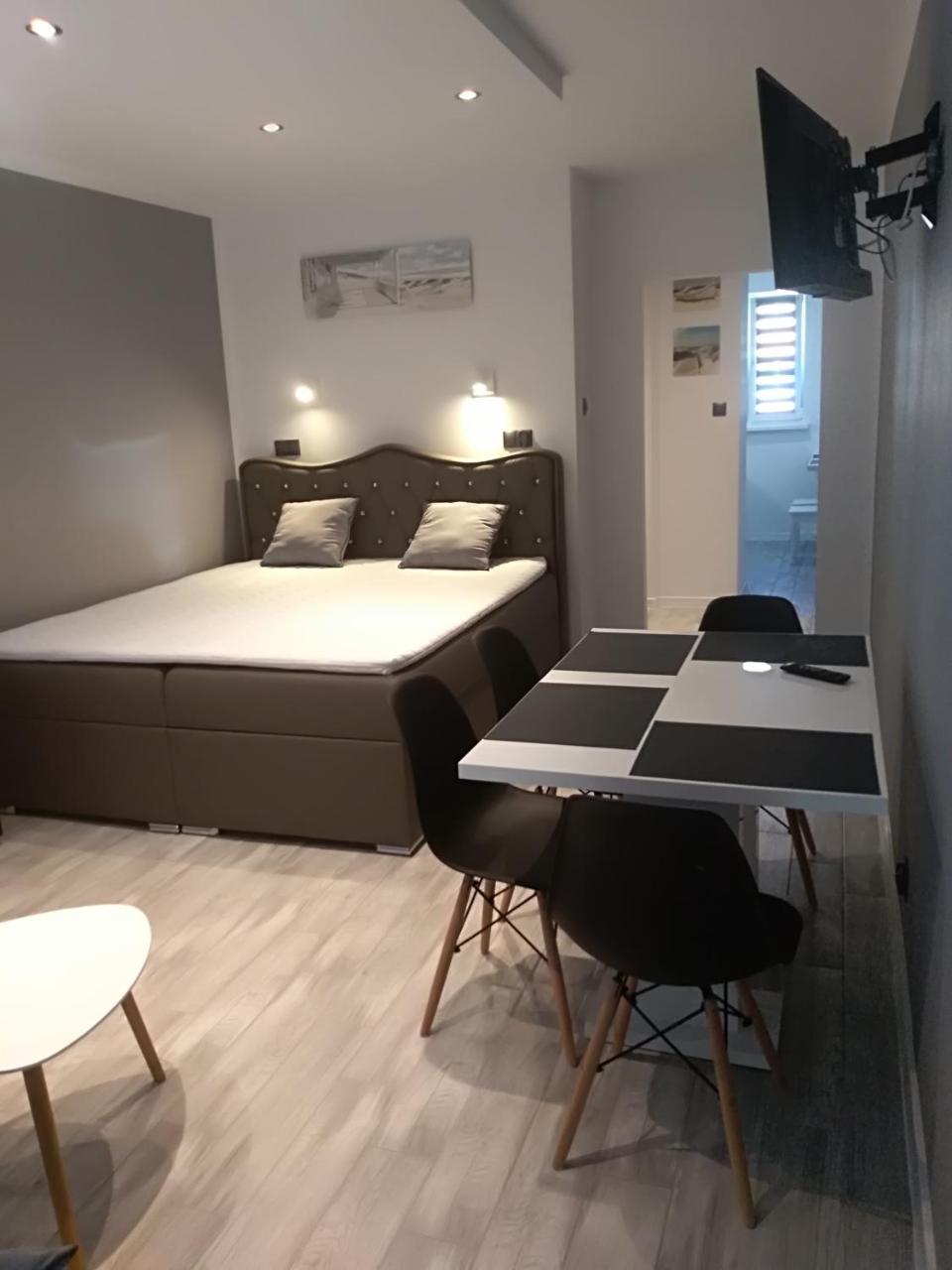 Apartament Art-Deco Appartamento Kołobrzeg Esterno foto